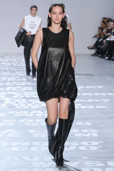 Look 29
